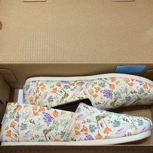 Womens 8 toms